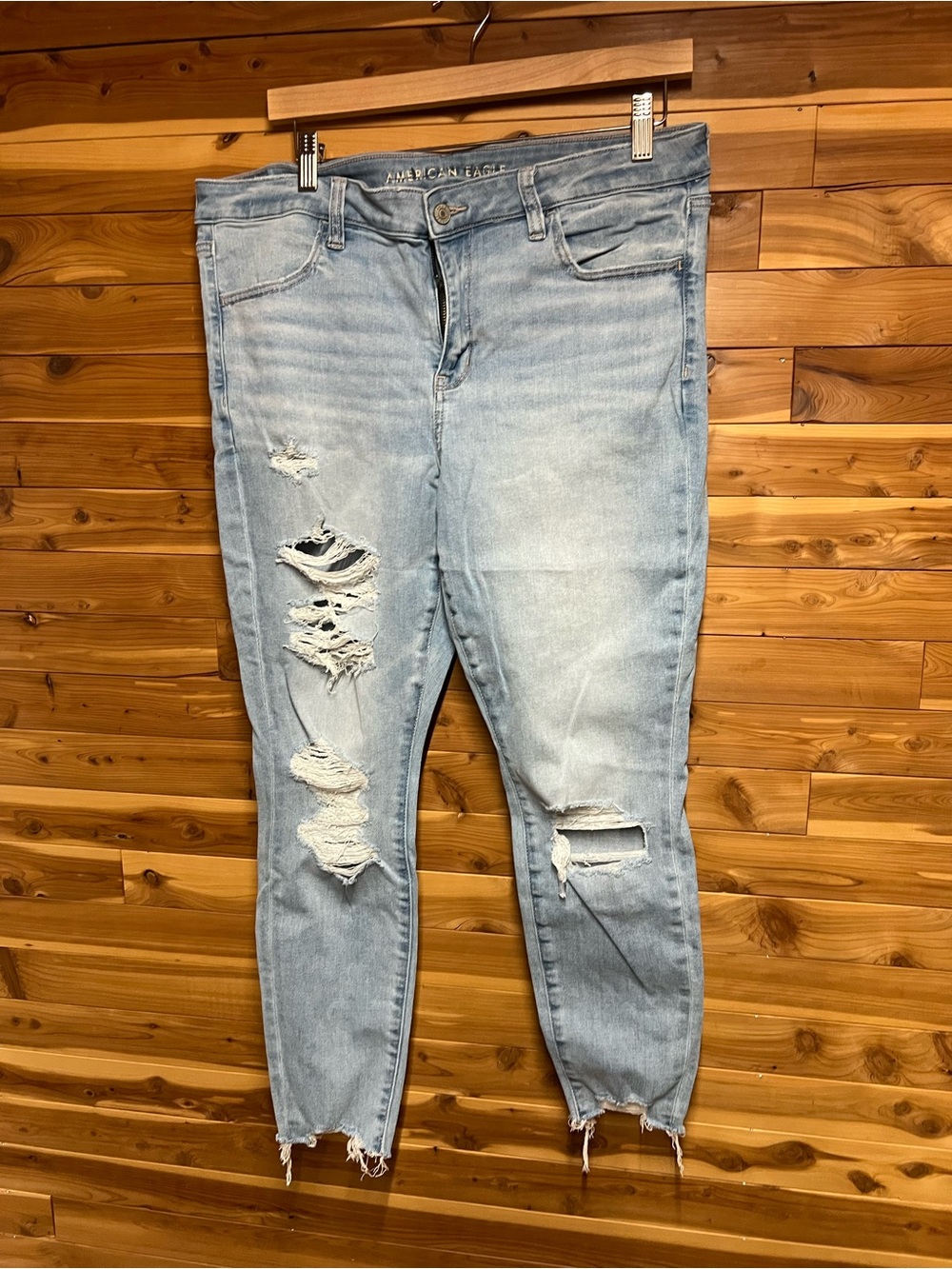 American Eagle Outfitters Light Blue Distressed Boyfriend Jeans